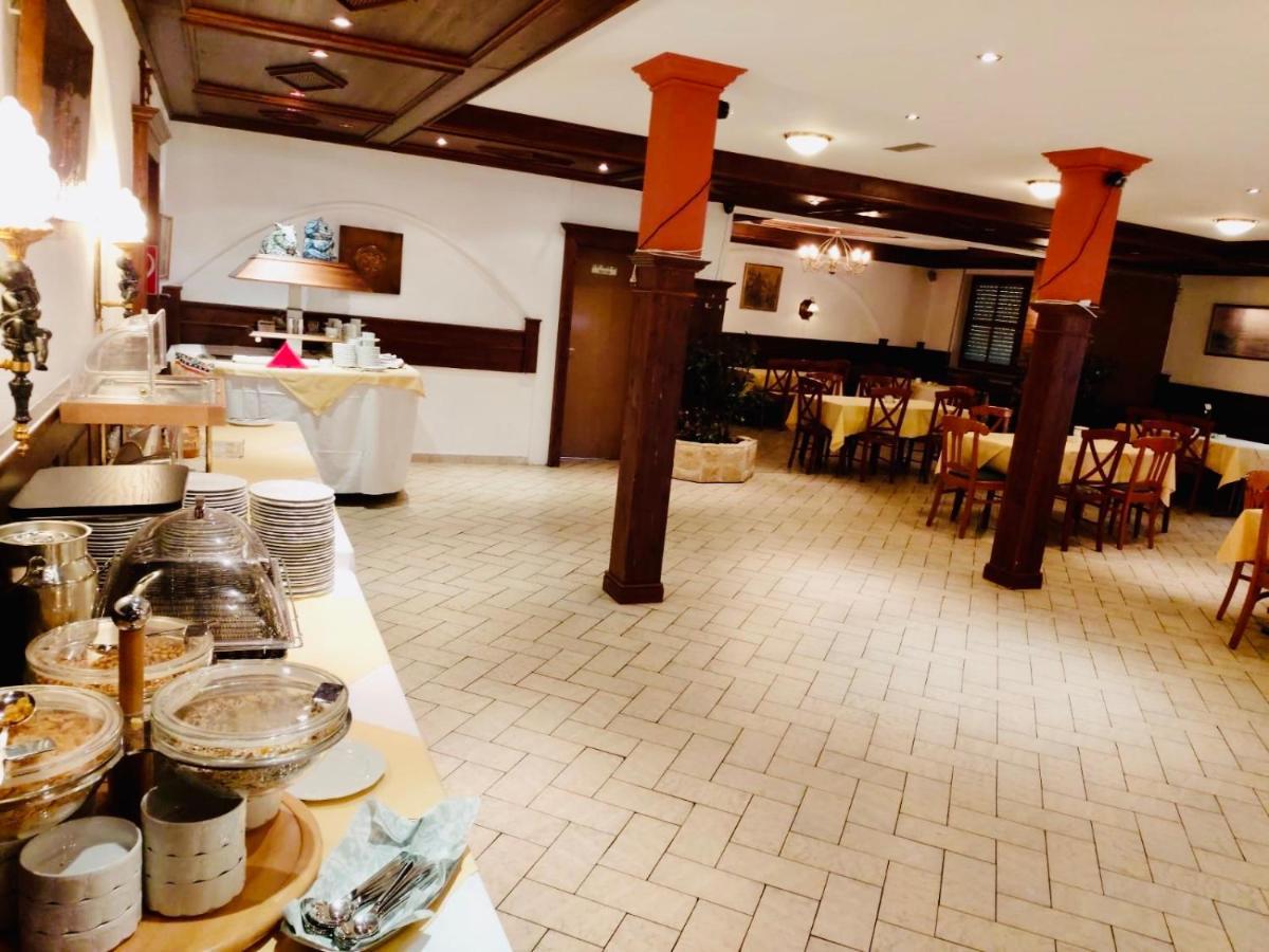 Hotel Relax Wachenroth Esterno foto
